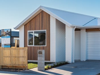 East Quarter living awaits. Build is complete !