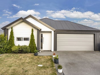 * UNDER OFFER * Will You Be Fast Enough for this G