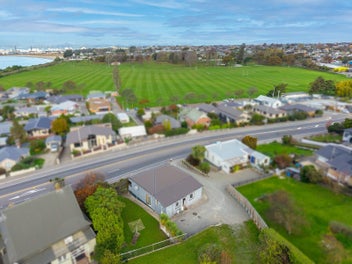 Income potential on 911sqm (more or less)