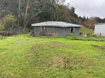 Semi-rural opportunity in Ormond Township