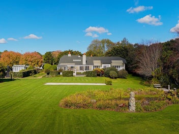 FINAL VIEWING - AUCTION SUNDAY