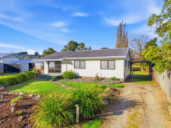 Step onto the Property Ladder with this Beauty!