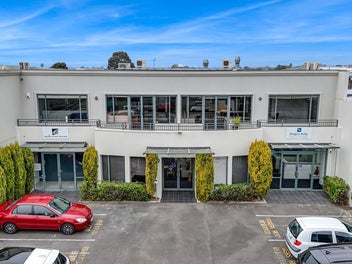 Image 1 of 21