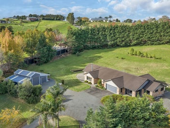 Executive Living - Shed, Space & Smart Simplicity