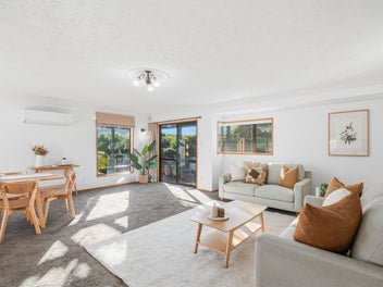 Warm, Welcoming & Wonderfully Private!