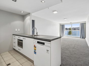 Image 1 of 20