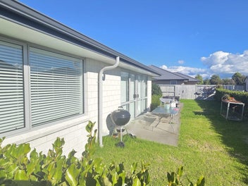 Image 1 of 11