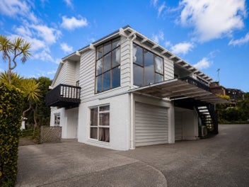 Image 1 of 11