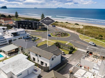 Virtual Beachfront Living at “The Crossroads”