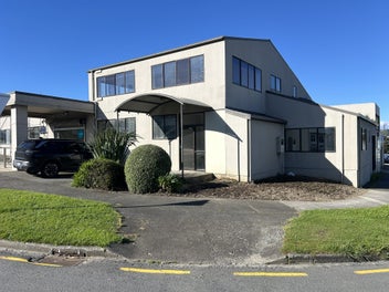 Image 1 of 11
