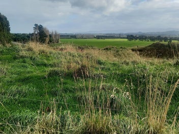 Lifestyle 1.1 Ha Block with Rural &...