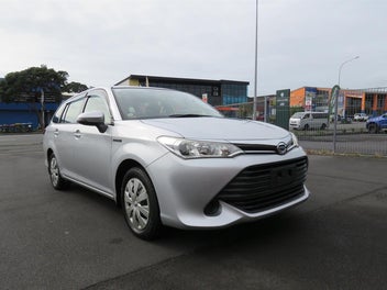 2017 Toyota Corolla Fielder 1.5L Hybrid