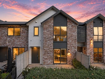 Modern, Bright & Spacious; Facing Reserve!