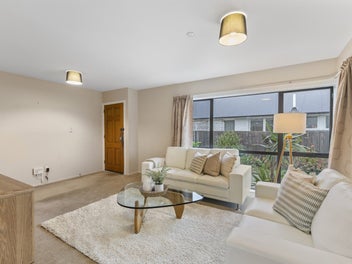 Charming 3-Bedroom Home with Large Garden