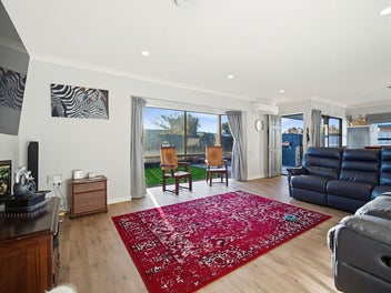 Modern with Ensuite, Rumpus & Family Flexibility
