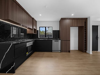 Lock and Leave in Conifer Grove