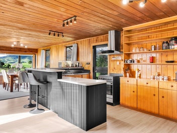 Coastal Family Living With Endless Potential