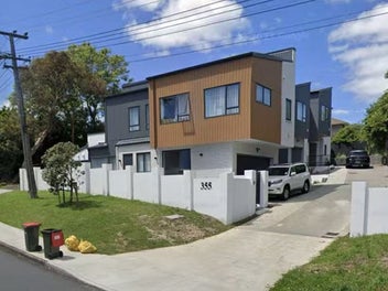 Image 1 of 8