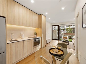 High-End Grey Lynn Living!