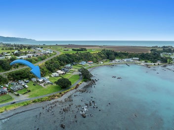 Be Where the Action Is - Waterfront Waihau Bay