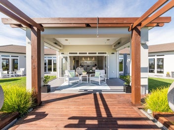 Exclusive Park Hill Living with Pool & Views