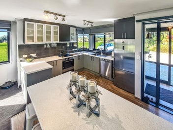 West Coast Space, Garaging and Family Flexibility