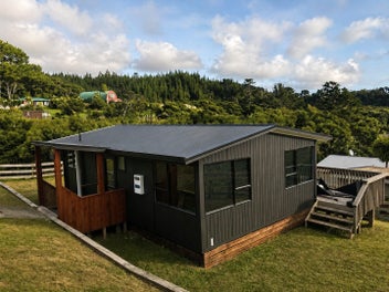 Image 1 of 8