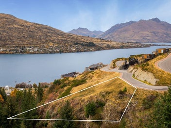 Unit Capable Site with Remarkable Views