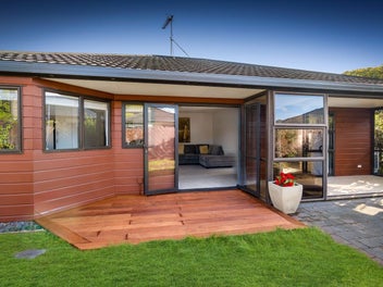Orewa Diamond