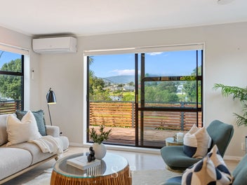 Coastal Charm | Captivating Views