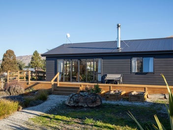 Modern Living Meets Rural Serenity