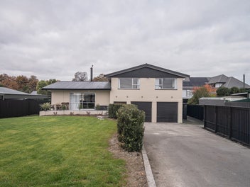 Image 1 of 18