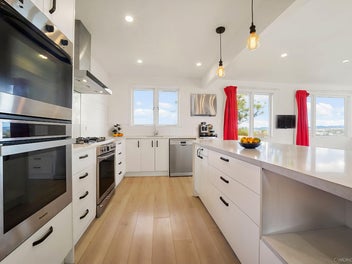 Dream Big- Next Family Home or Investment Gem!