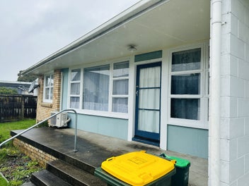 Image 1 of 10