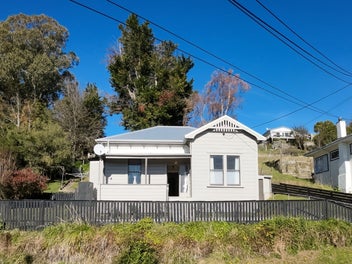 Image 1 of 33