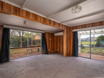 North Facing Comfort with Rural Appeal