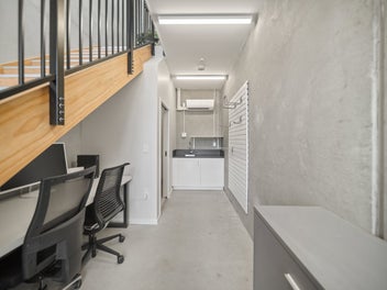 Image 1 of 21