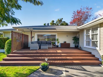 A Home That’s Easy to Love - BEO $679,000