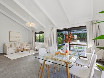 Coastal cottage charm on Range Road