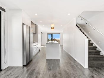 Sea Views, Two Living Areas & Freehold Title