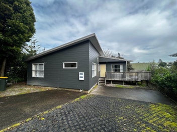 Image 1 of 18