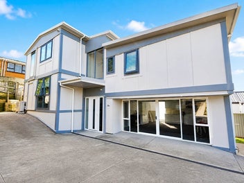Ultimate Space, Luxury & Engineering in Manly