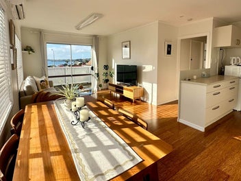 Image 1 of 11