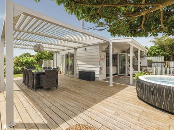 Renovated Beachside Sanctuary