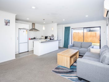 Smart Low Maintenance Living!