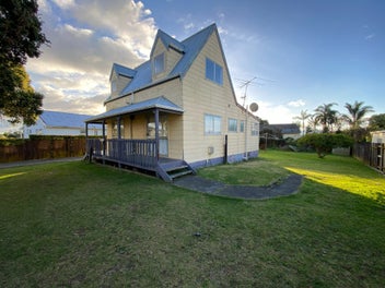 Image 1 of 10