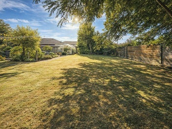Potential In Springlands - 1014sqm Opportunity