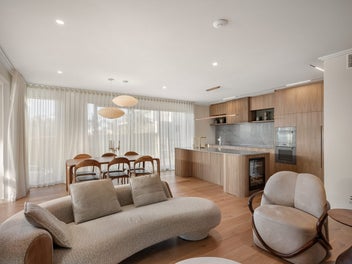 Pinnacle Bays Living | Zen, Water & Luxury