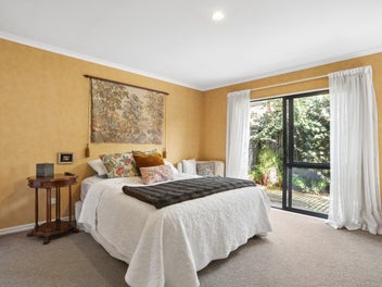 Warm, Welcoming and Wonderfully Located