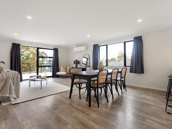 Near New, Quiet, Private and Spacious